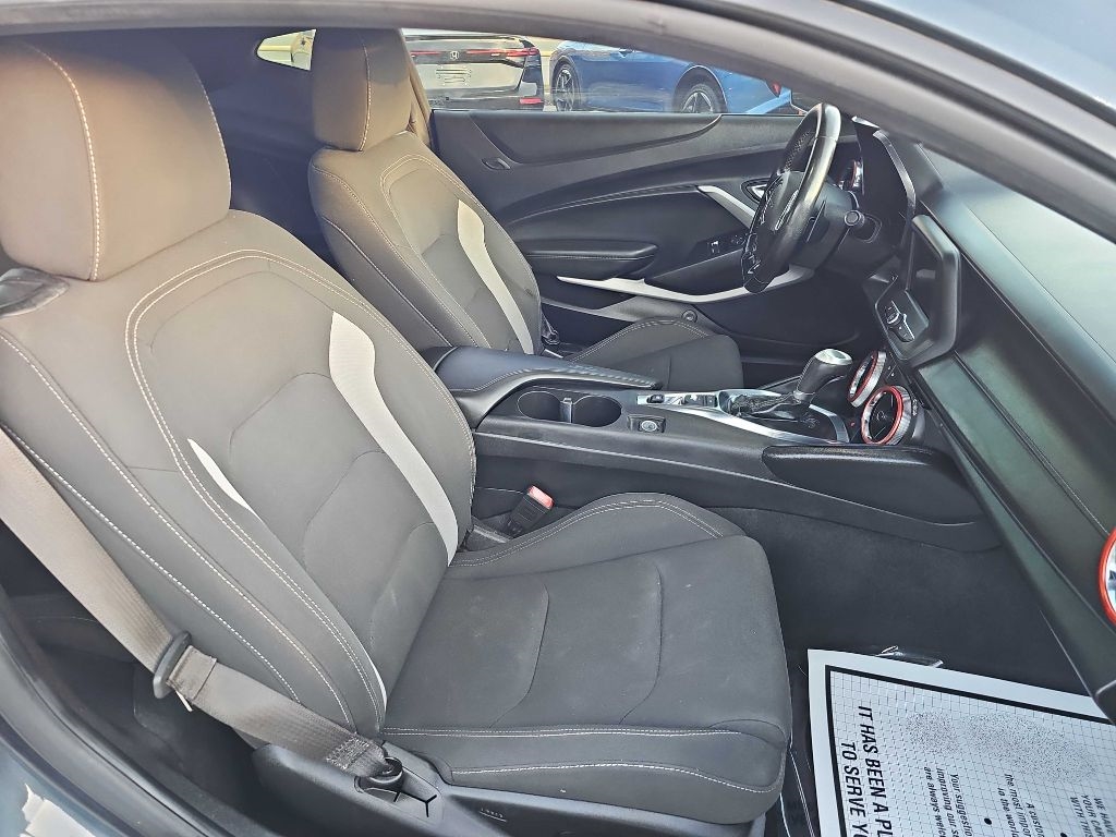 Chevrolet Camaro 2dr Cpe 1LT 2020