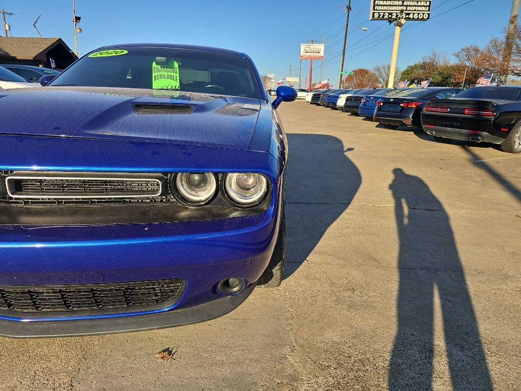 Dodge Challenger SXT RWD 2020