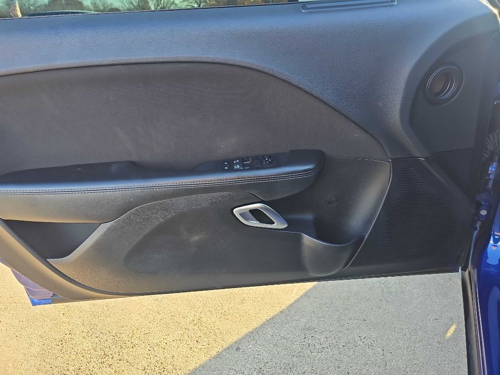 Dodge Challenger SXT RWD 2020