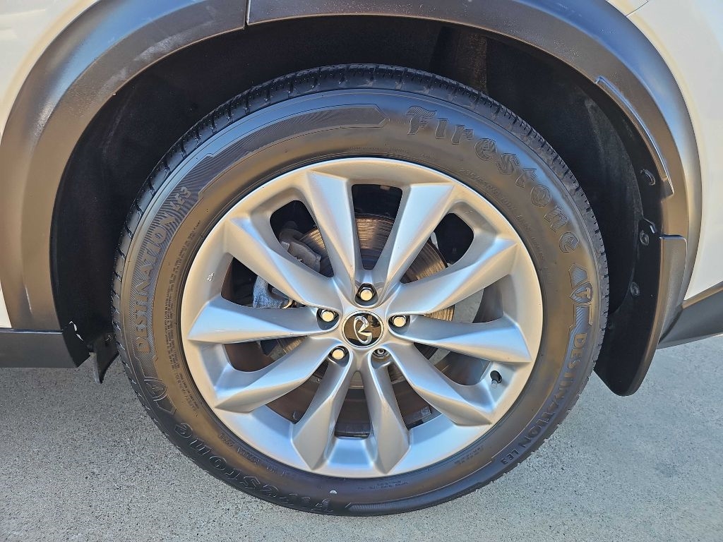 Infiniti QX50 LUXE FWD 2019