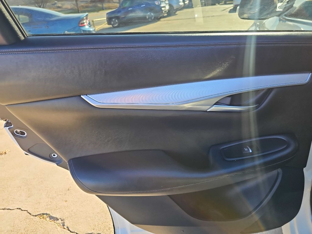 Infiniti QX50 LUXE FWD 2019