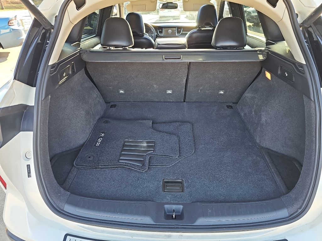 Infiniti QX50 LUXE FWD 2019