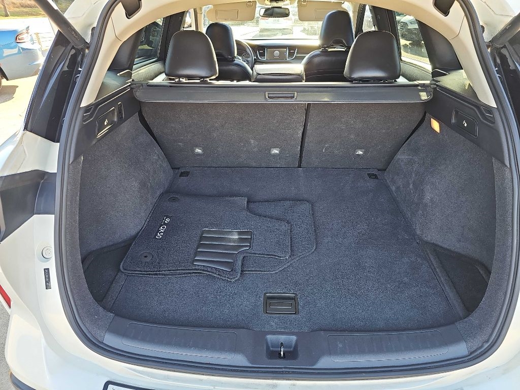 Infiniti QX50 LUXE FWD 2019