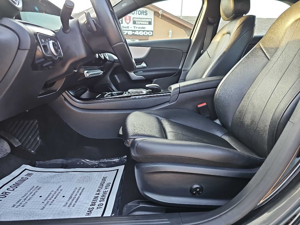 Mercedes-Benz A-Class A 220 Sedan 2021