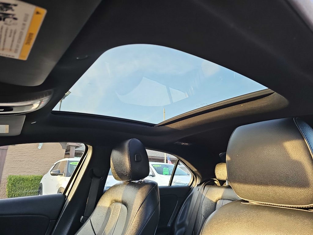 Mercedes-Benz A-Class A 220 Sedan 2021