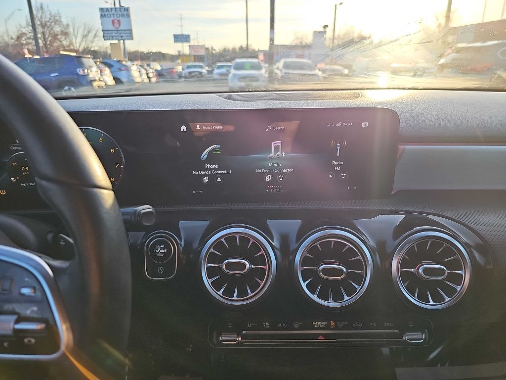 Mercedes-Benz A-Class A 220 Sedan 2021