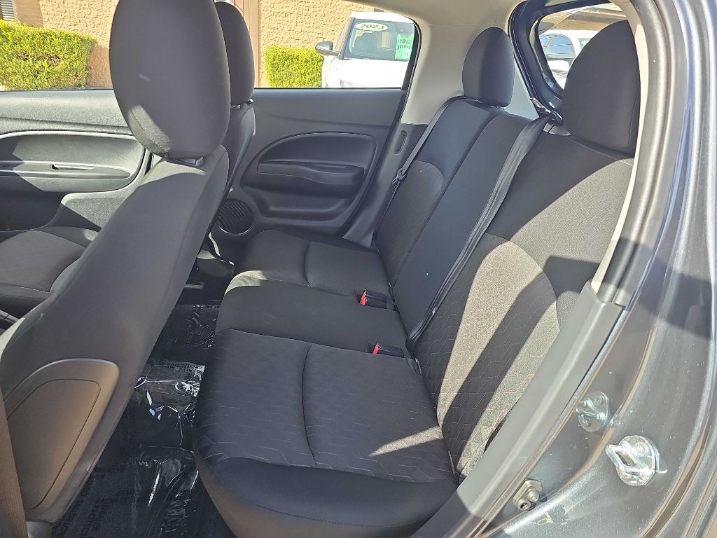 Mitsubishi Mirage ES CVT 2024