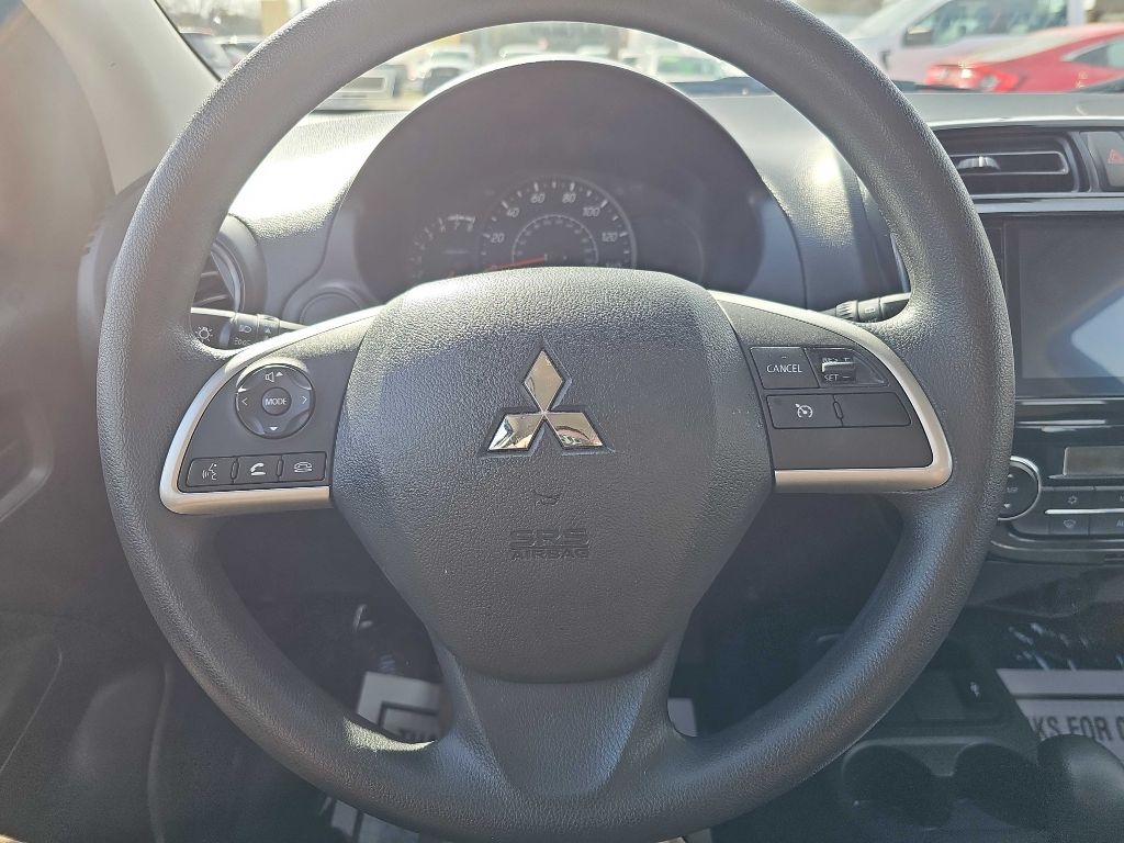 Mitsubishi Mirage ES CVT 2024