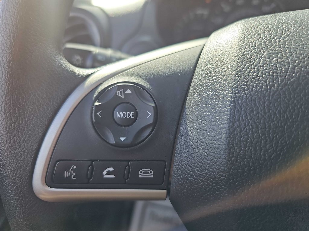 Mitsubishi Mirage ES CVT 2024