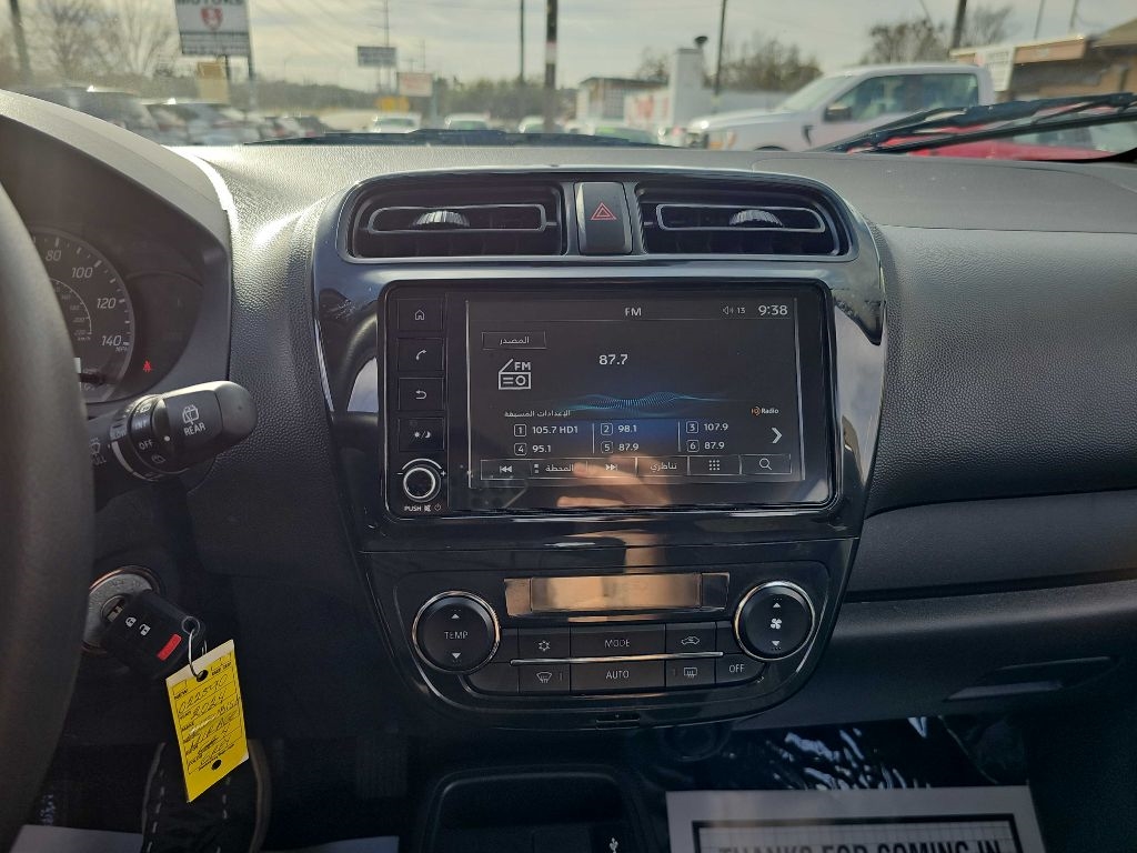 Mitsubishi Mirage ES CVT 2024