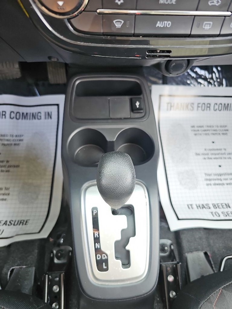 Mitsubishi Mirage ES CVT 2024