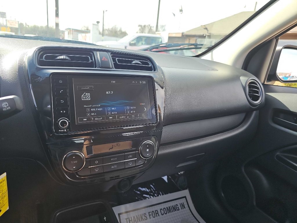 Mitsubishi Mirage ES CVT 2024