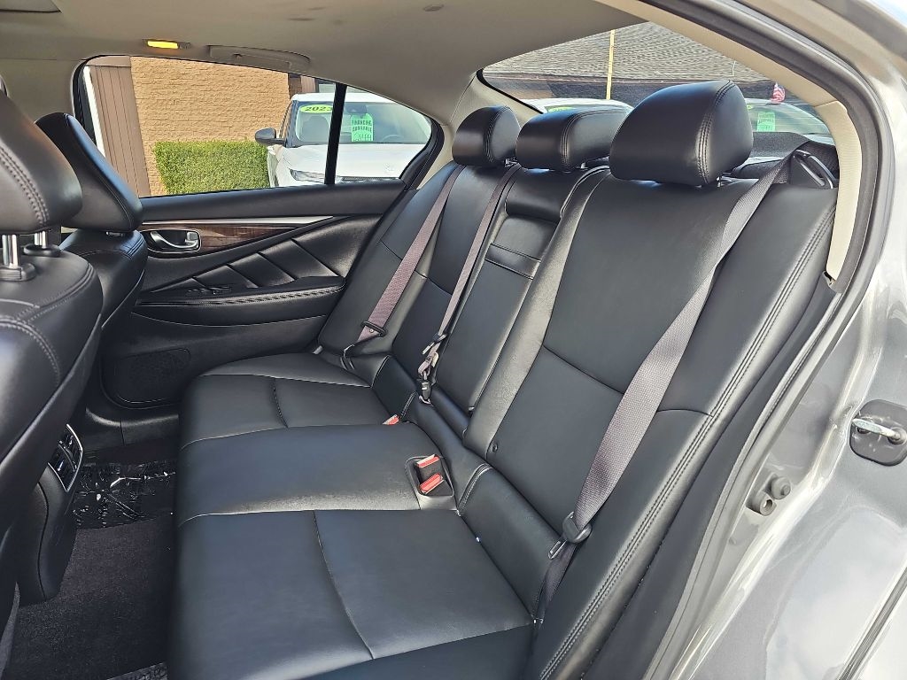 Infiniti Q50 3.0t LUXE AWD 2018