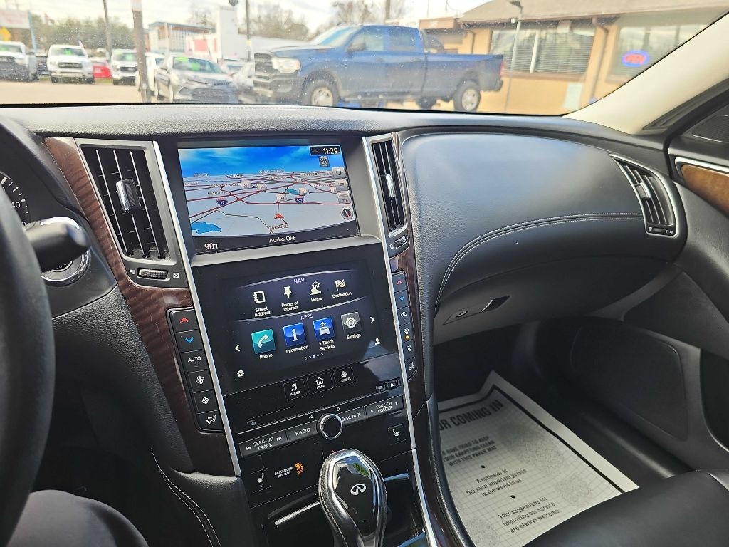 Infiniti Q50 3.0t LUXE AWD 2018