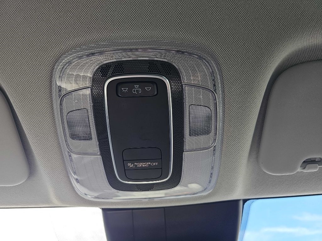 Hyundai Elantra SE IVT 2025