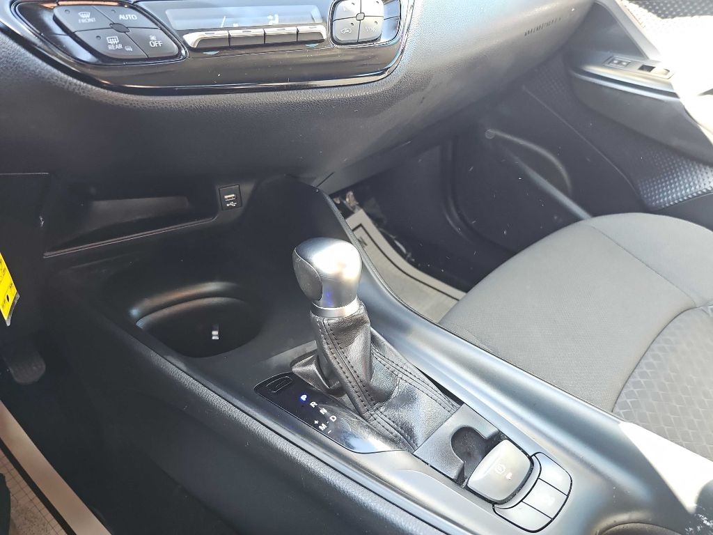 Toyota C-HR Limited FWD (Natl) 2020