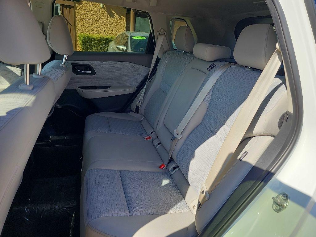 Nissan Rogue FWD SV 2023