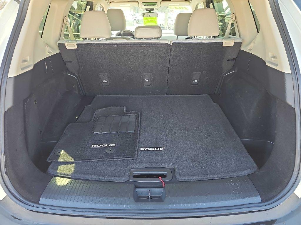 Nissan Rogue FWD SV 2023