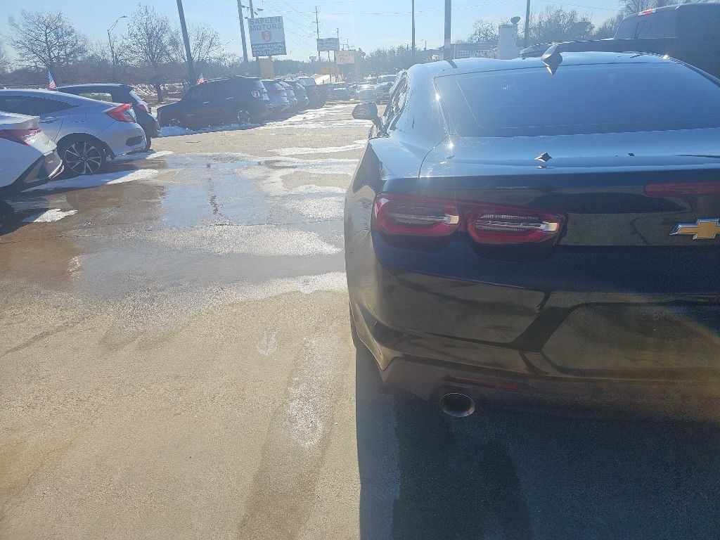 Chevrolet Camaro 2dr Cpe 1LT 2022