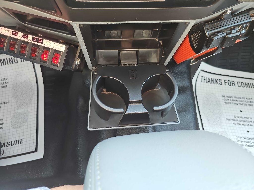 Ford Super Duty F-350 SRW 2WD Crew Cab 156" King Ranch 2013