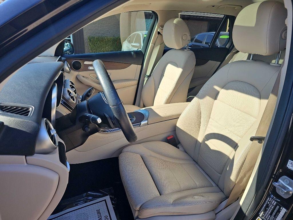 Mercedes-Benz GLC GLC 300 SUV 2020