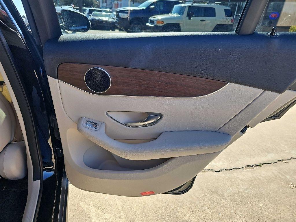 Mercedes-Benz GLC GLC 300 SUV 2020