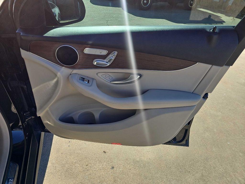 Mercedes-Benz GLC GLC 300 SUV 2020