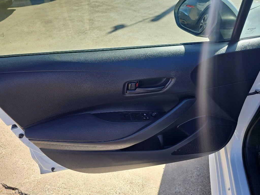 Toyota Corolla LE CVT (Natl) 2024