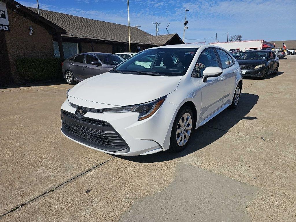 Toyota Corolla LE CVT (Natl) 2024