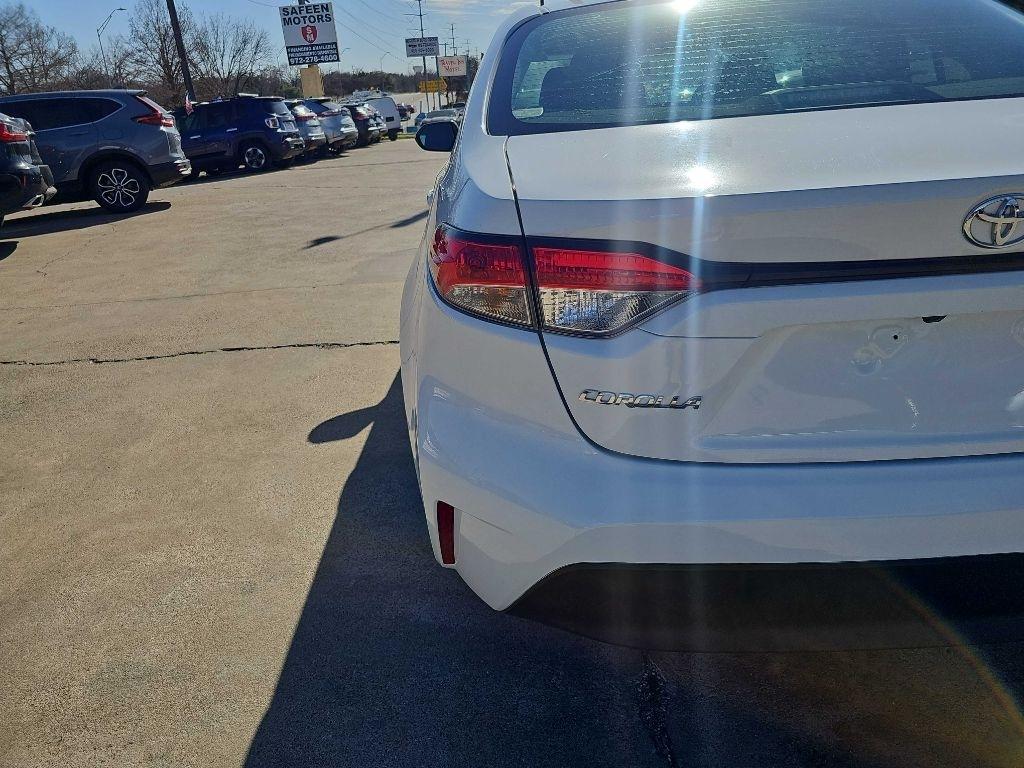 Toyota Corolla LE CVT (Natl) 2024