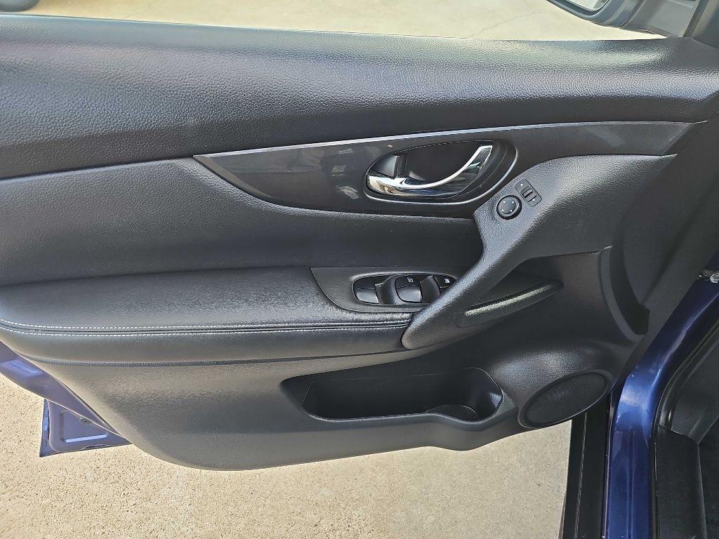 Nissan Rogue FWD SV 2020