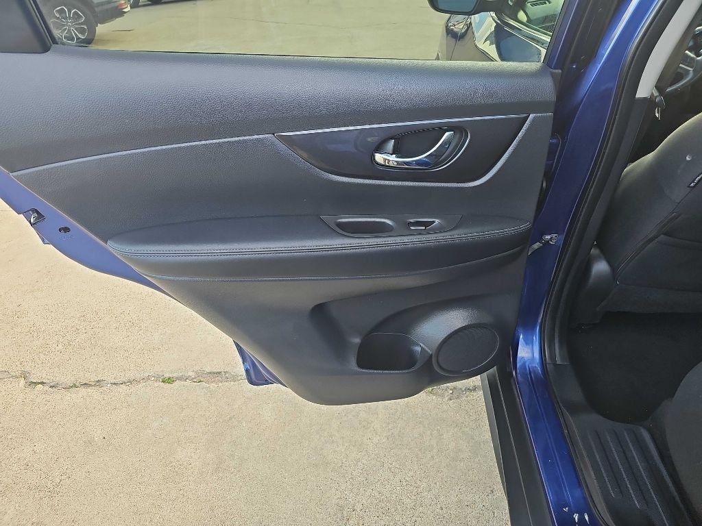 Nissan Rogue FWD SV 2020