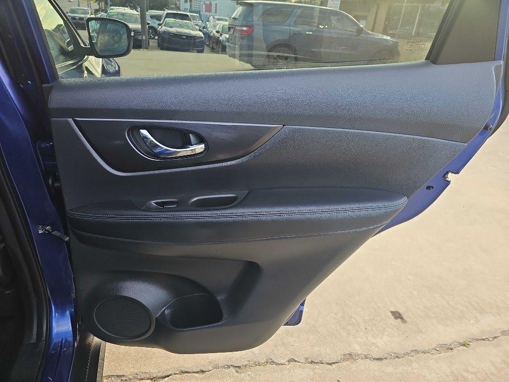 Nissan Rogue FWD SV 2020