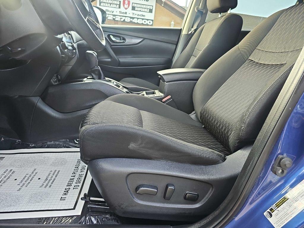 Nissan Rogue FWD SV 2020