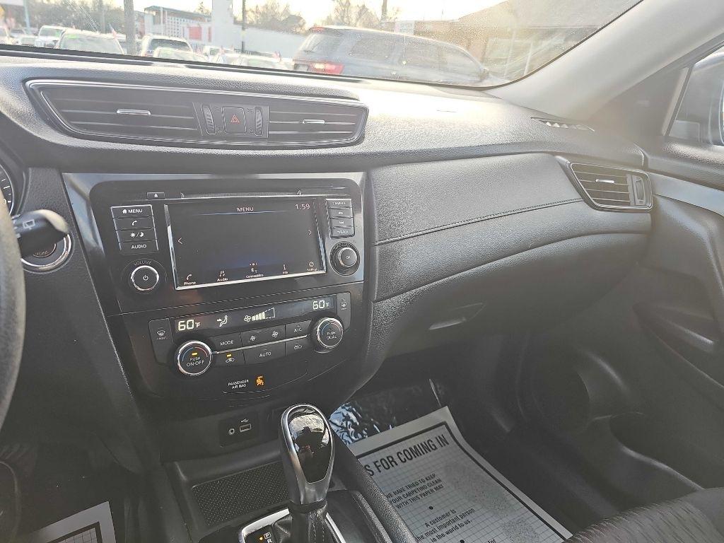 Nissan Rogue FWD SV 2020