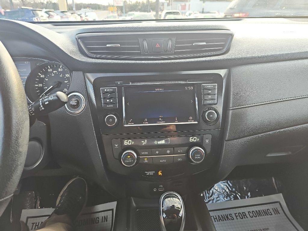 Nissan Rogue FWD SV 2020