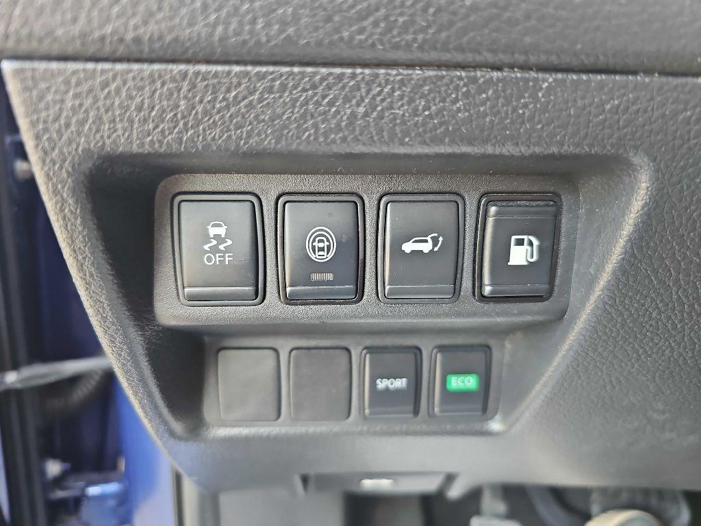 Nissan Rogue FWD SV 2020