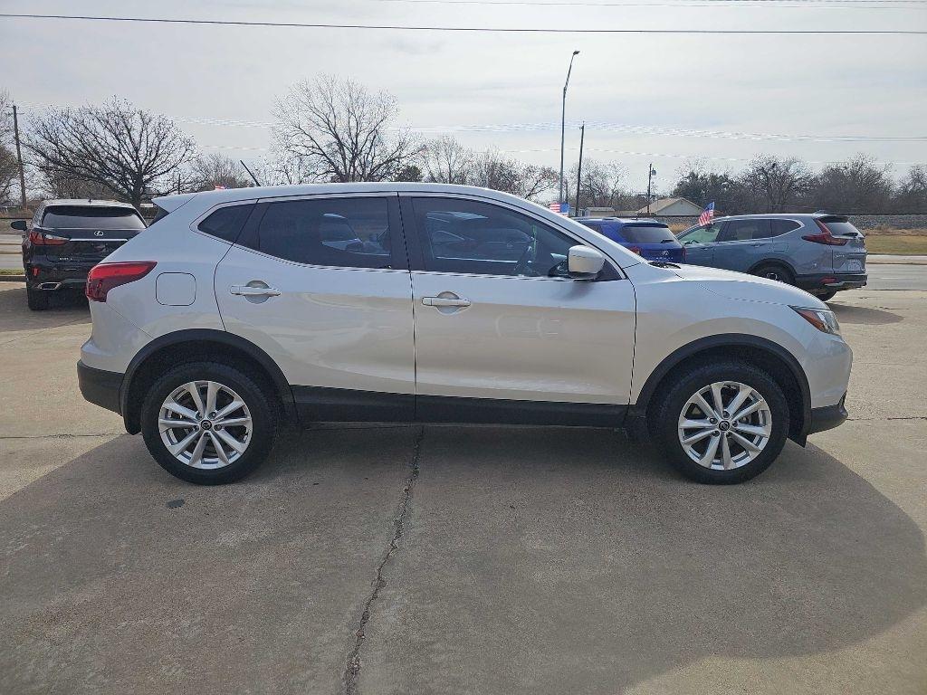 Nissan Rogue Sport FWD S 2019
