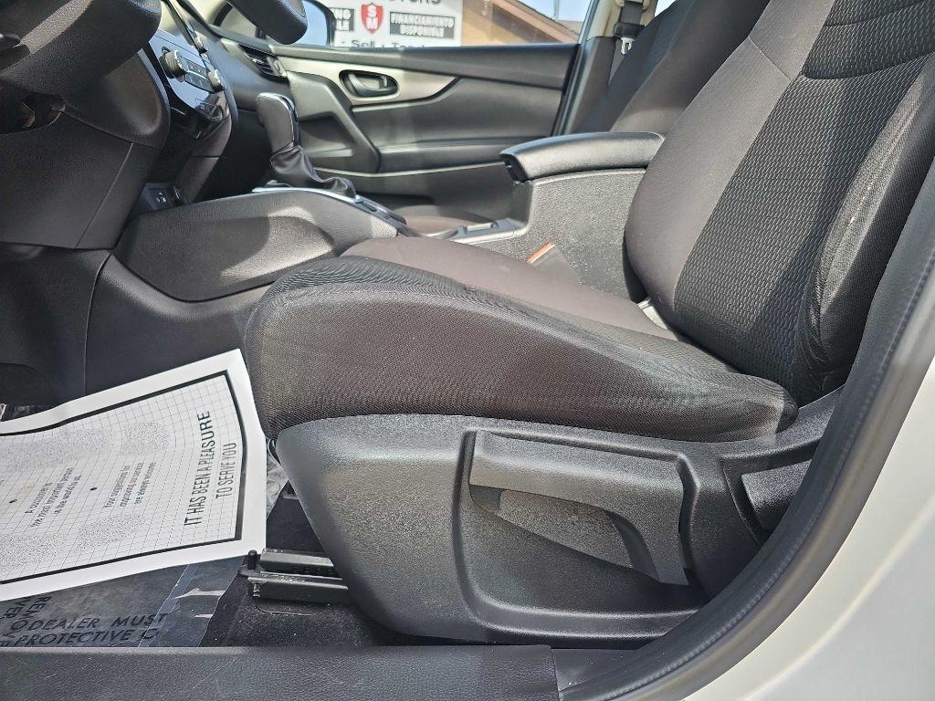 Nissan Rogue Sport FWD S 2019