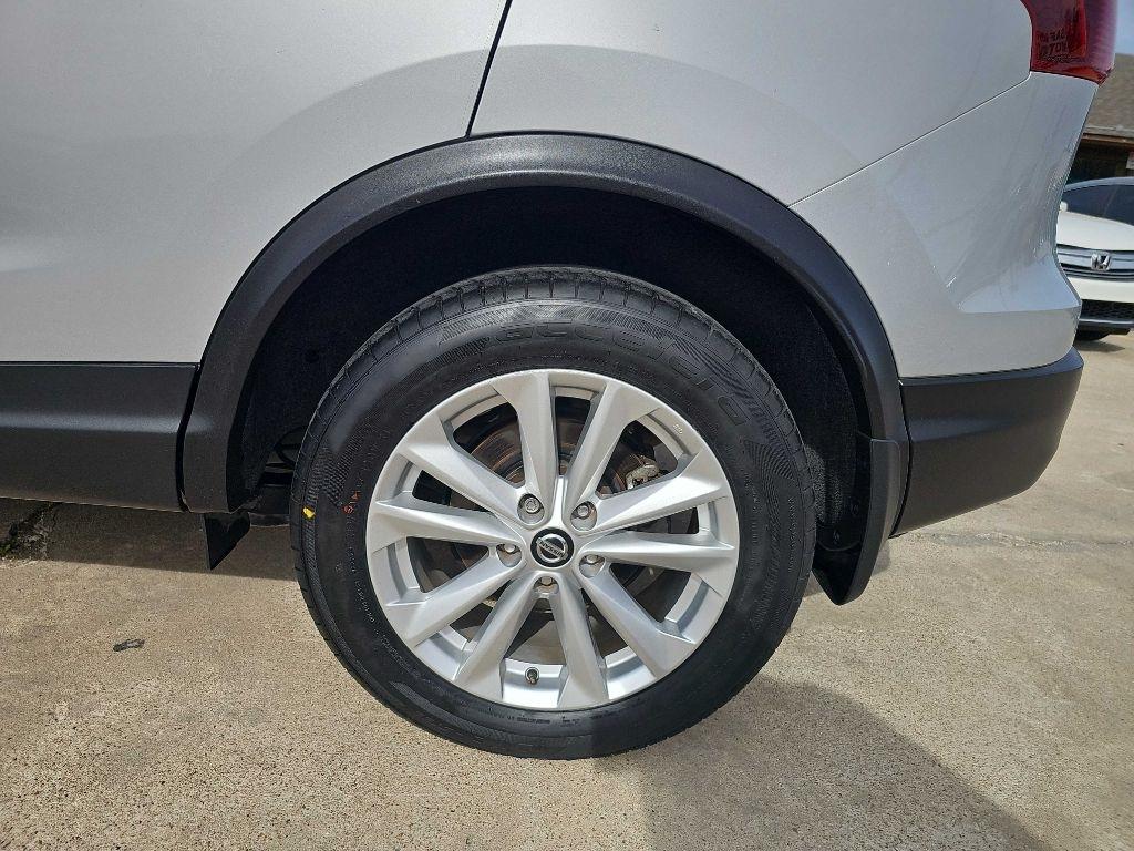 Nissan Rogue Sport FWD S 2019