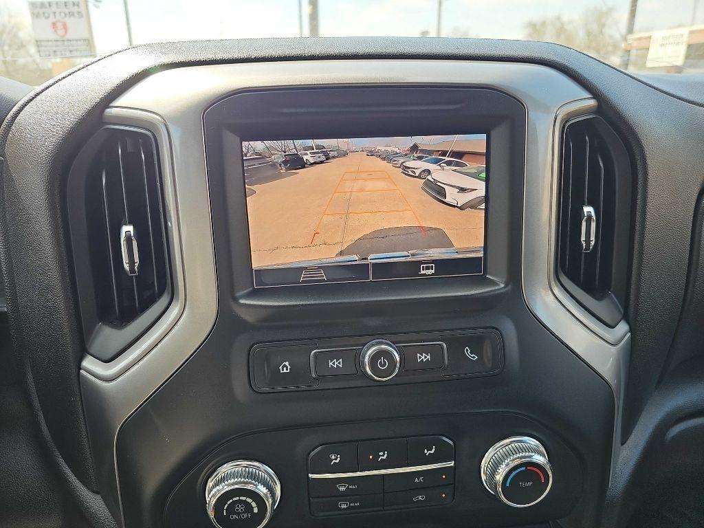 GMC Sierra 1500 4WD Crew Cab 147" Pro 2024