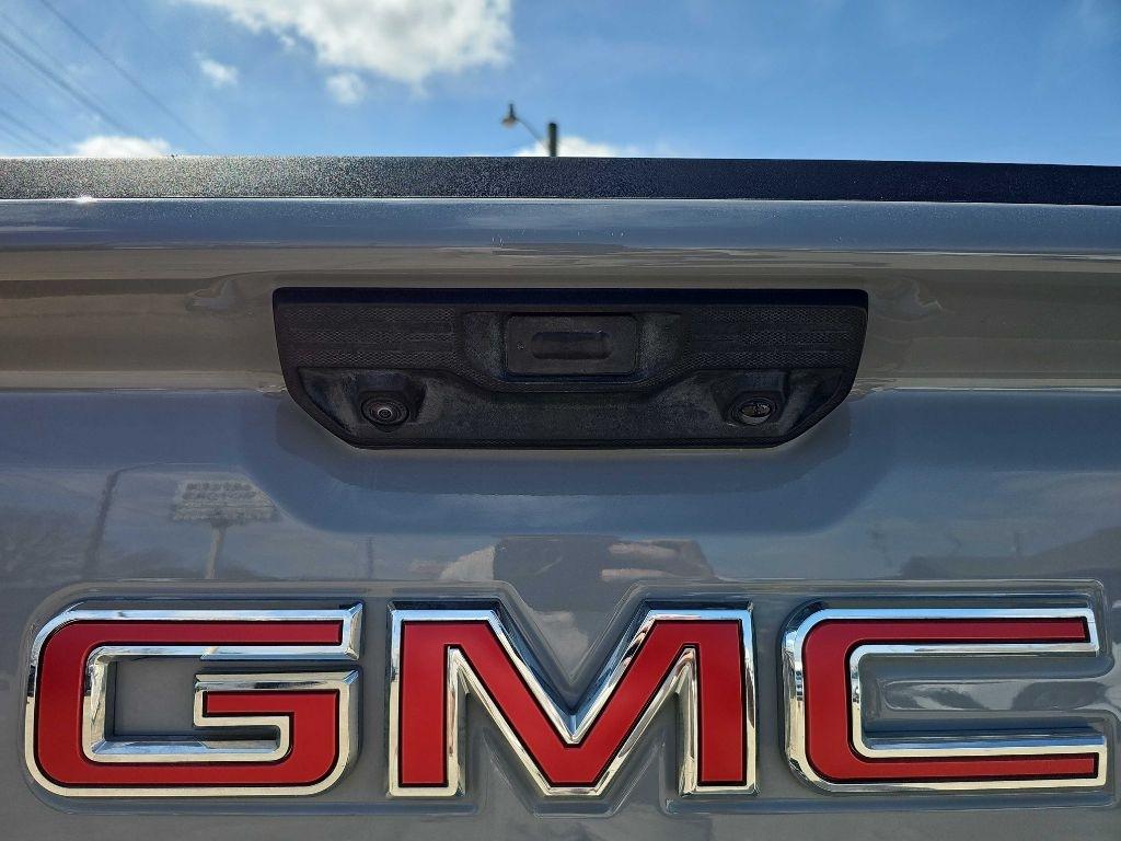 GMC Sierra 1500 4WD Crew Cab 147" Pro 2024