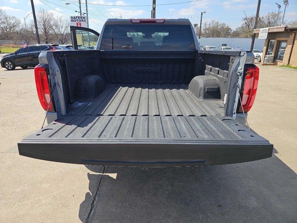 GMC Sierra 1500 4WD Crew Cab 147" Pro 2024