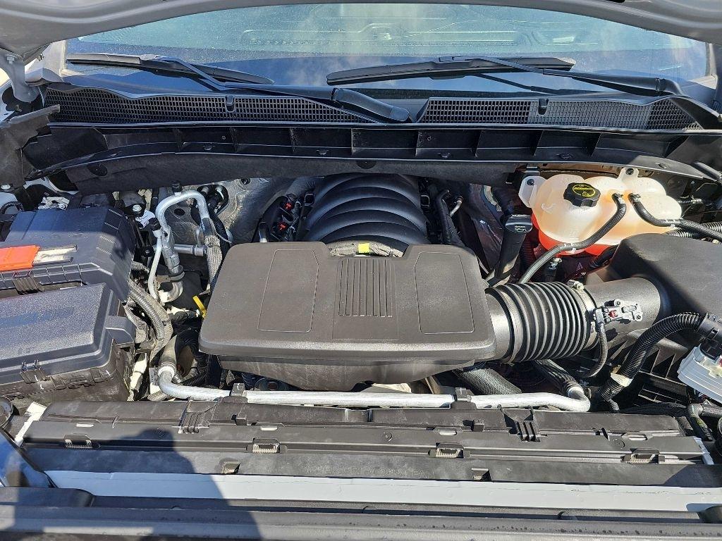 GMC Sierra 1500 4WD Crew Cab 147" Pro 2024