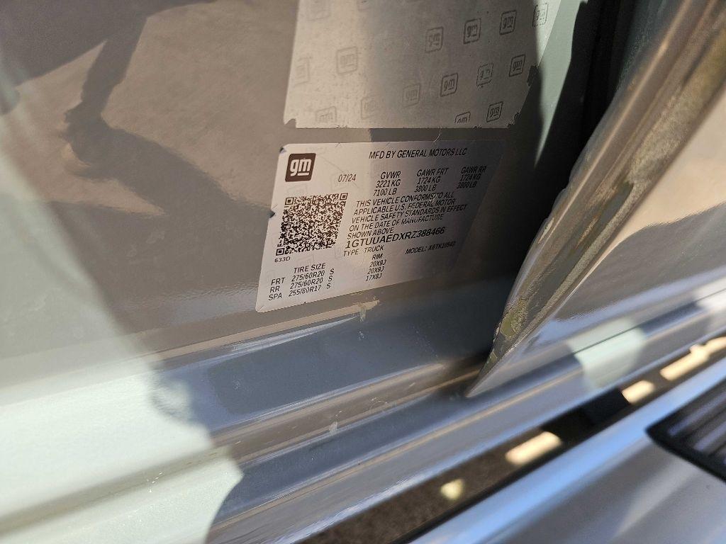 GMC Sierra 1500 4WD Crew Cab 147" Pro 2024