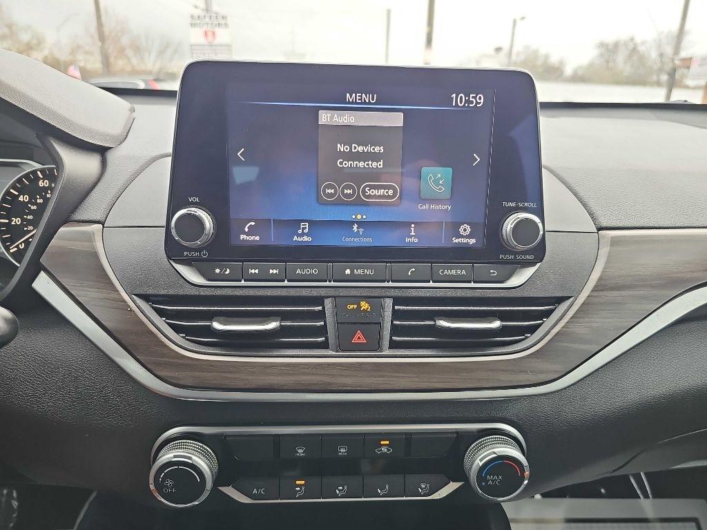 Nissan Altima 2.5 SV Sedan 2024