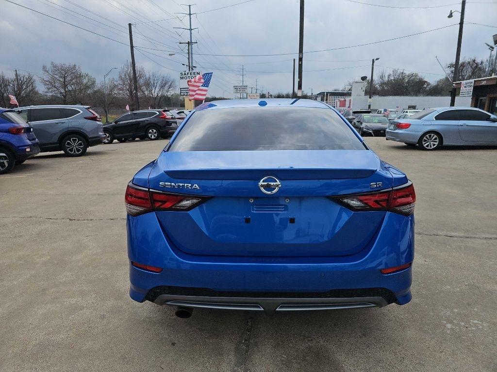 Nissan Sentra SR CVT 2022