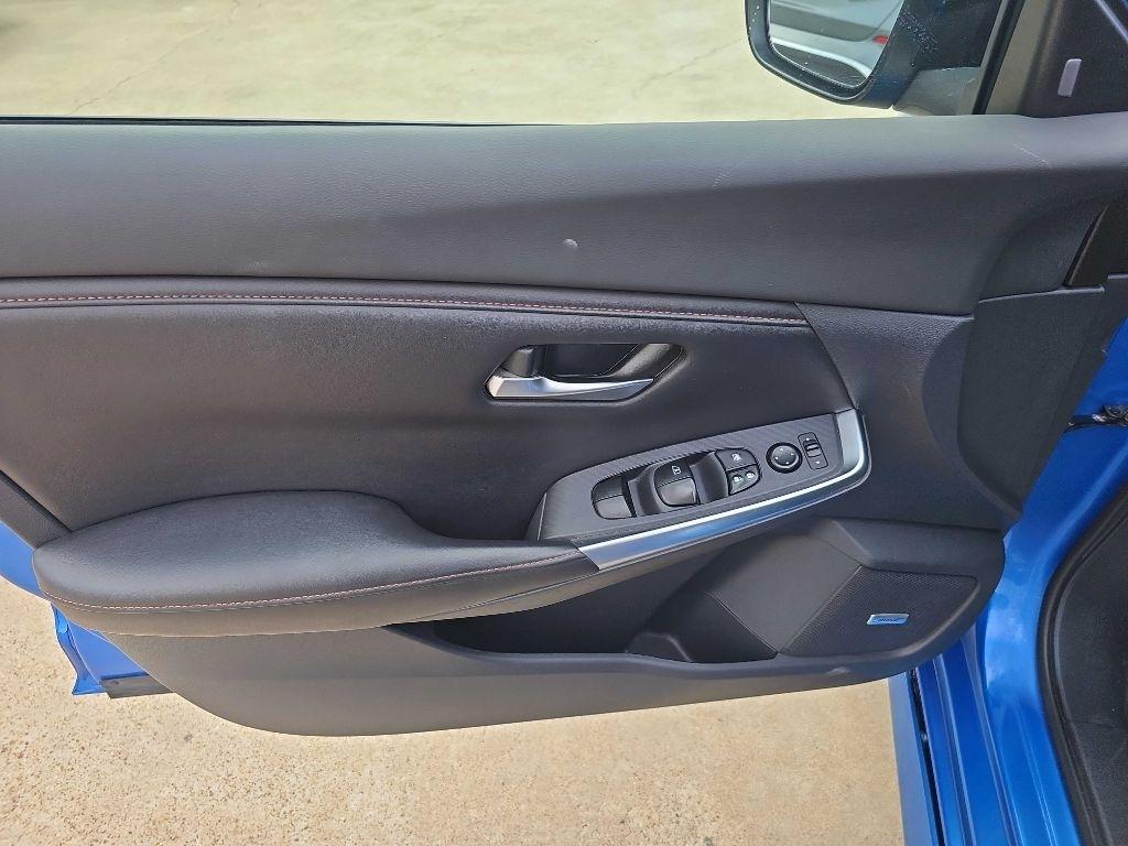 Nissan Sentra SR CVT 2022