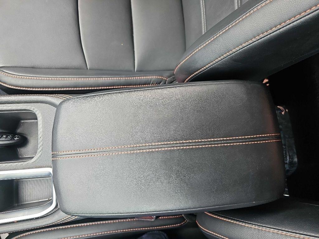 Nissan Sentra SR CVT 2022