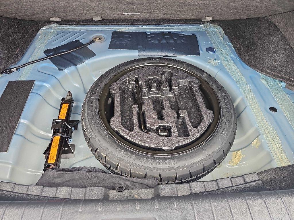 Nissan Sentra SR CVT 2022